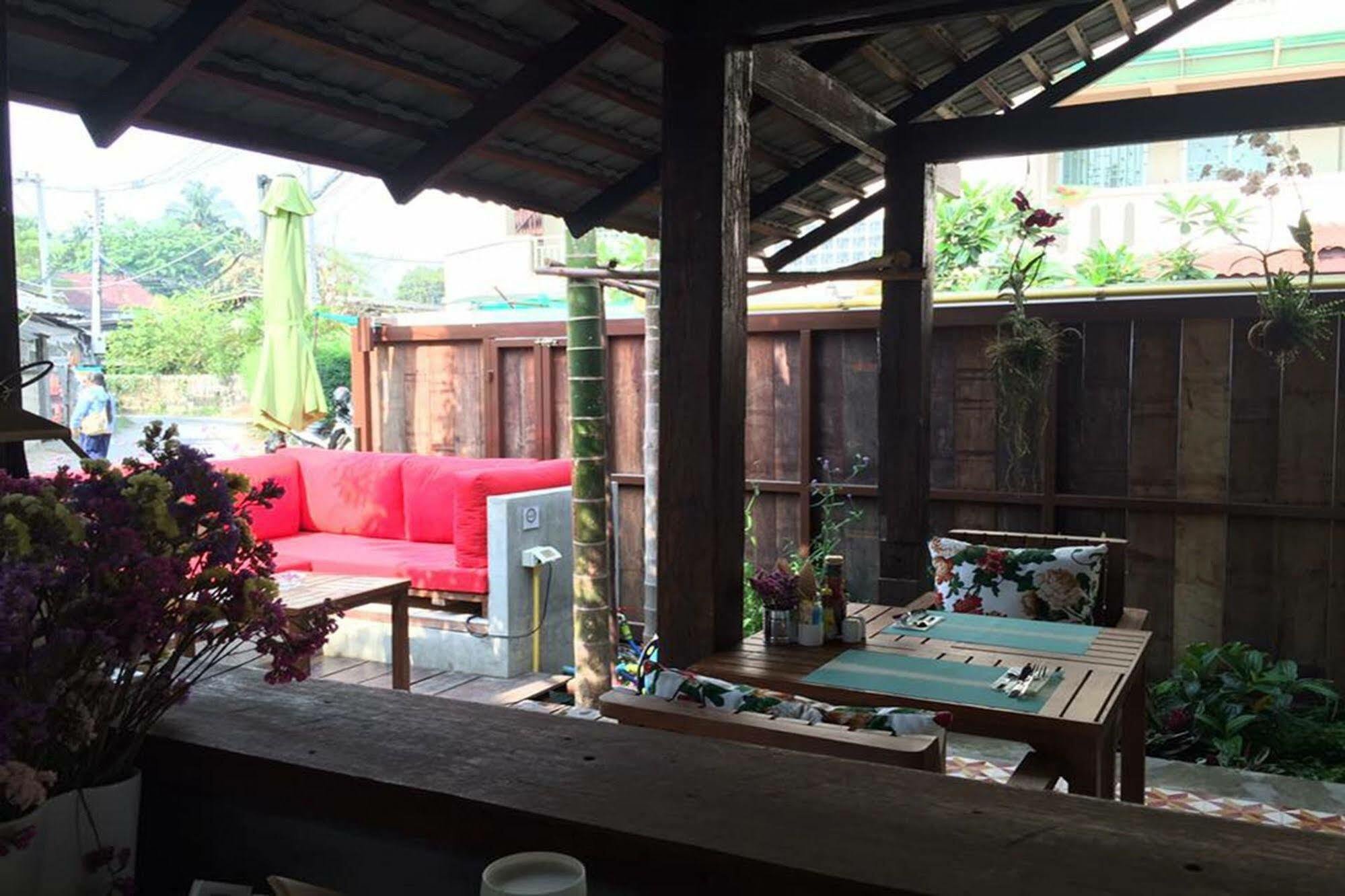 The Home Chiangmai Luxury Guesthouse Chiang Mai Exteriör bild